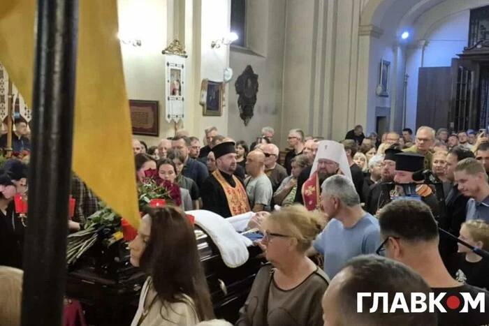 Парастас за Андрієм Парубієм у Львові: відео прощання з політиком