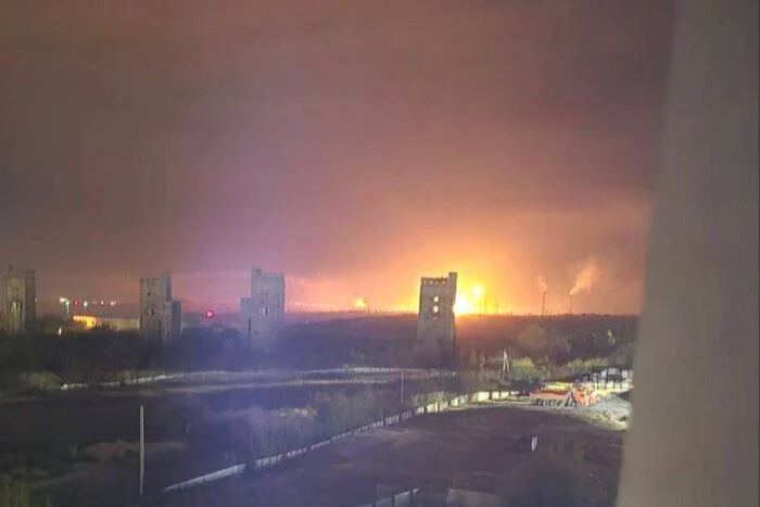Серія вибухів пролунала над Саратовом: під ударом НПЗ (фото)