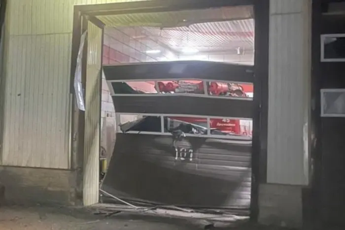 У День рятувальника окупанти вдарили по пожежній частині на Донеччині (фото)