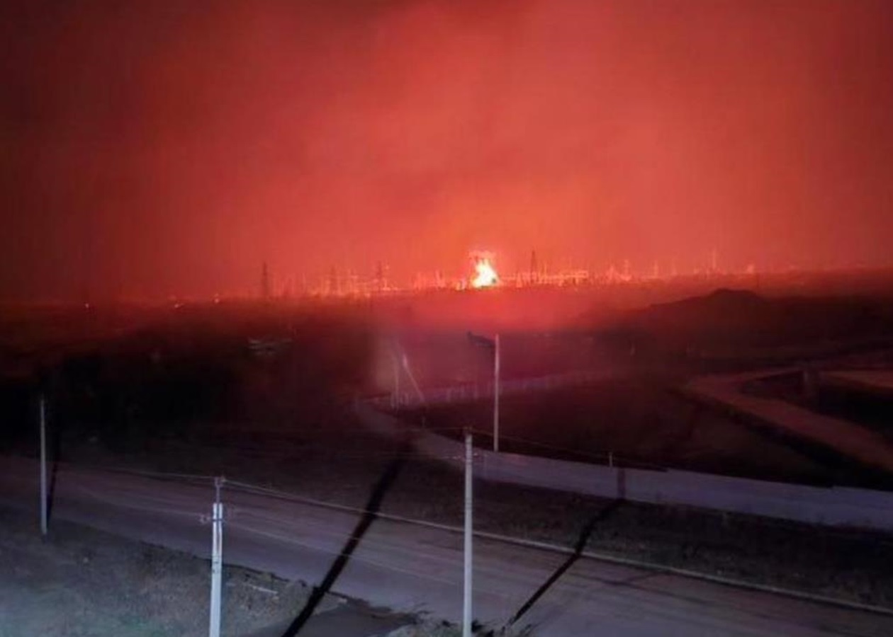 У росіян сталися вибухи на підстанціях та у портах