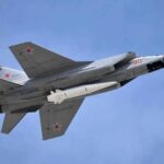 У РФ заявили, що ГУР "планувало викрасти" МіГ-31 з Кинджалом