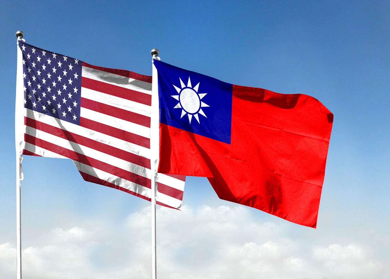 США відновили постачання зброї Тайваню