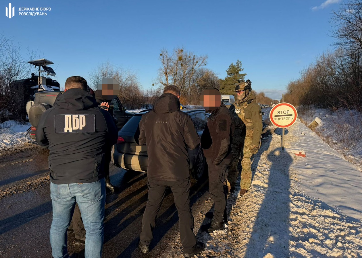 На Буковині митник брав по $100 за кожен контрабандний iPhone