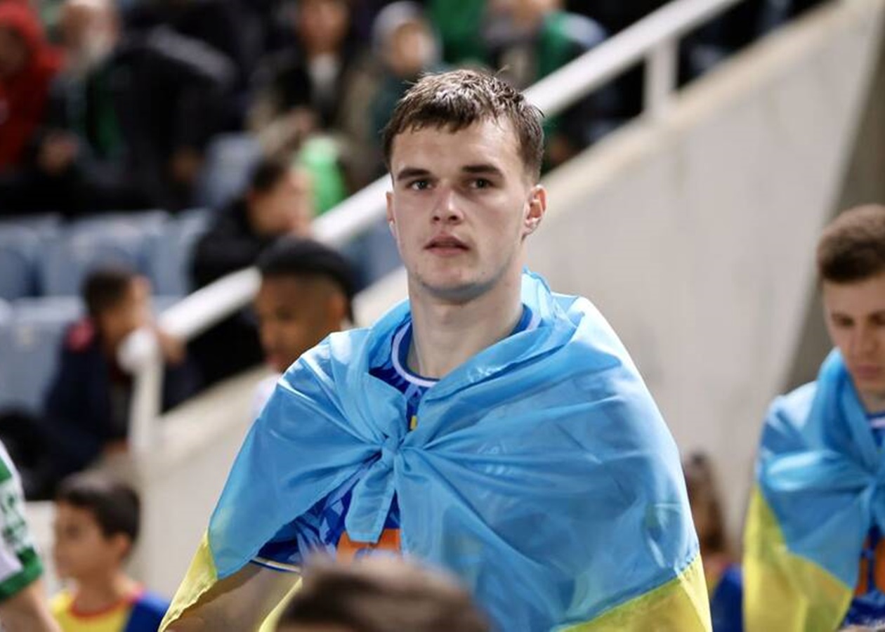 Динамо продовжило контракт з перспективним захисником