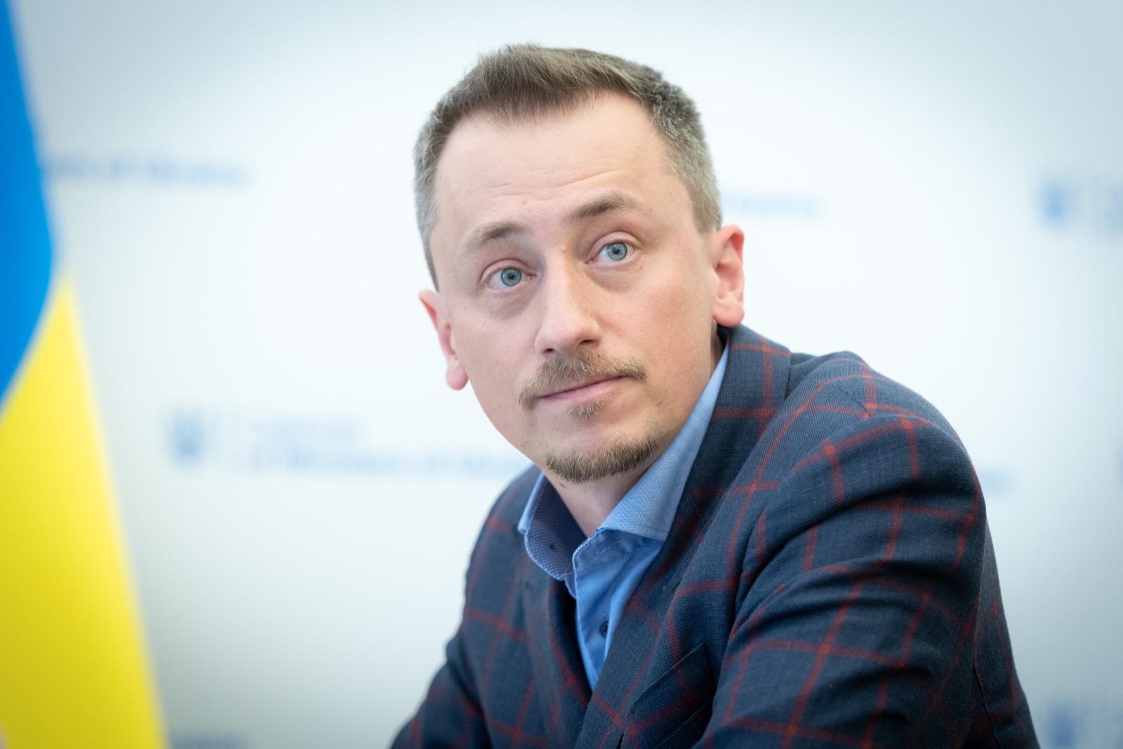 Кабмін змінює правила бронювання: підвищать зарплатний поріг до 26 тис. грн