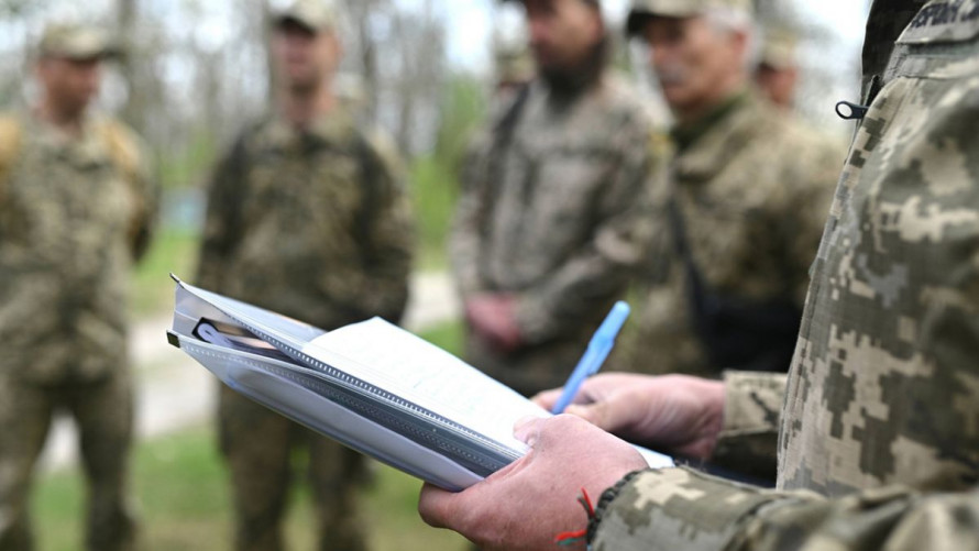 ЄС може закрити двері для частини українців: чоловіків призовного віку хочуть виключити із системи захисту