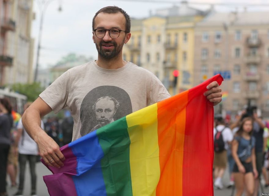 «Це вже перебор»: Лещенко відповів Жадану на порівняння Єрмака з Медведчуком через програму «Адвокат+»