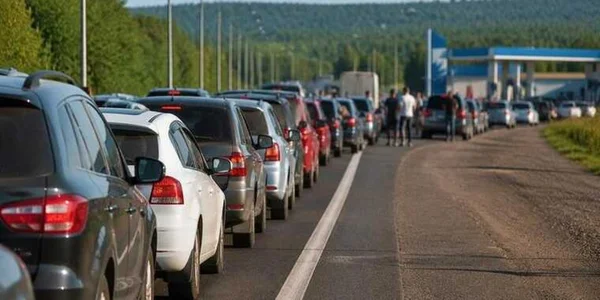 Паливна криза  поглиблюється: ISW розповів, як українські удари б'ють по економіці РФ