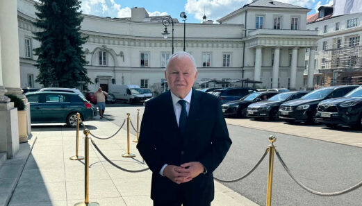 «Пробачити, але пам’ятати»: експрем’єр Польщі назвав умову нового старту у відносинах з Україною