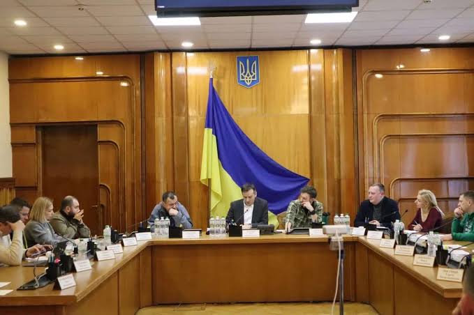 Демократія на паузі: західні партнери зняли вимоги щодо виборів в Україні, а Рада готує правила повоєнного голосування