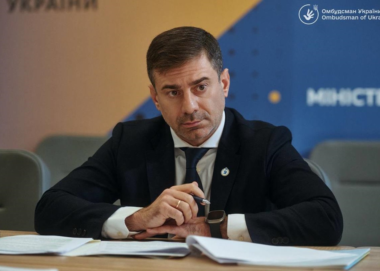 У Казахстані за запитом РФ затримали українку, яка приїхала по онука